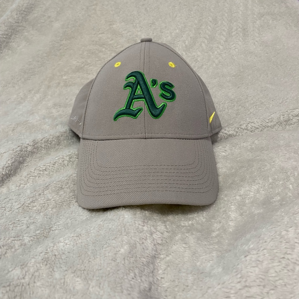MLB Oakland As baseball cap